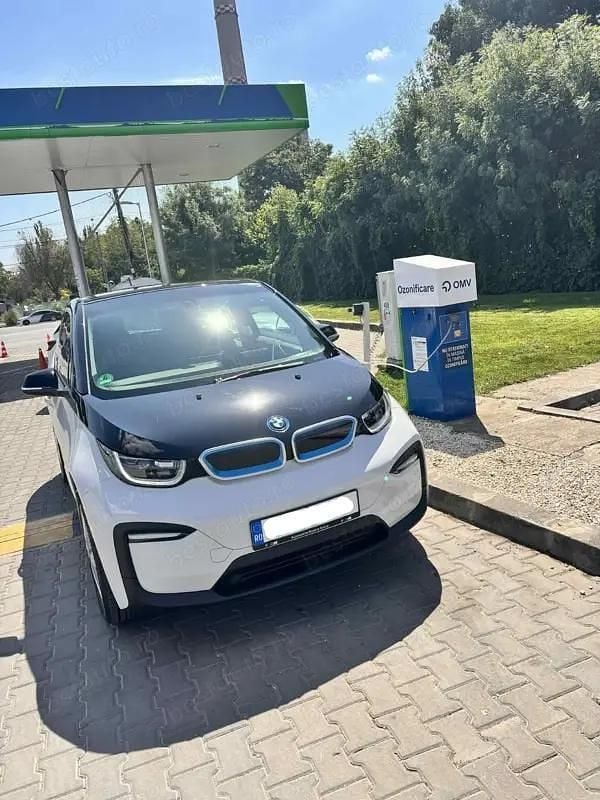 Alb Utilizat 2022 BMW i3 Hatchback | 23.000 EUR (Scump) - Imagine 1/4