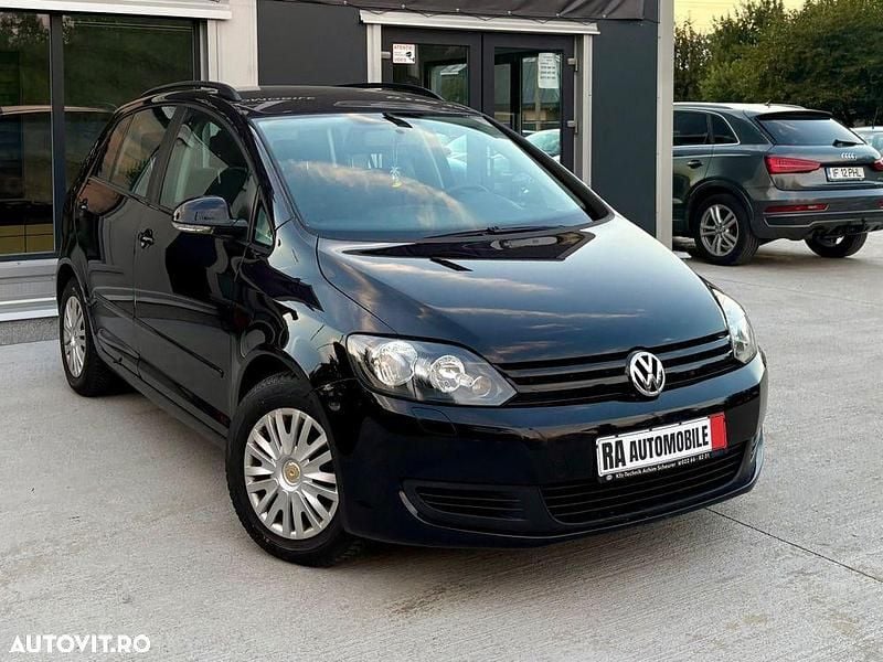 Culoarenegru Utilizat 2010 VW Golf Plus Cross Style Monovolum | 4.280 EUR (Super Preț) - Imagine 1/4