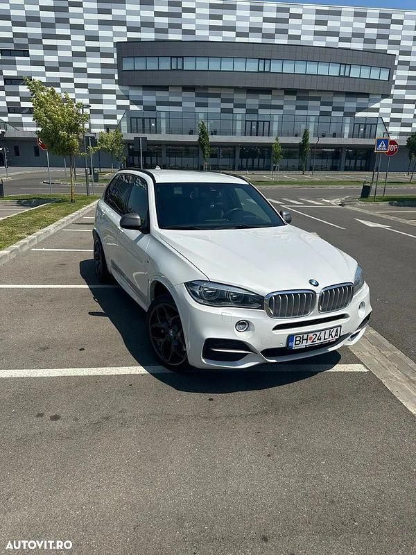 Culoarealb Utilizat 2015 BMW X5 SUV | 23.800 EUR (Preț bun) - Imagine 1/4