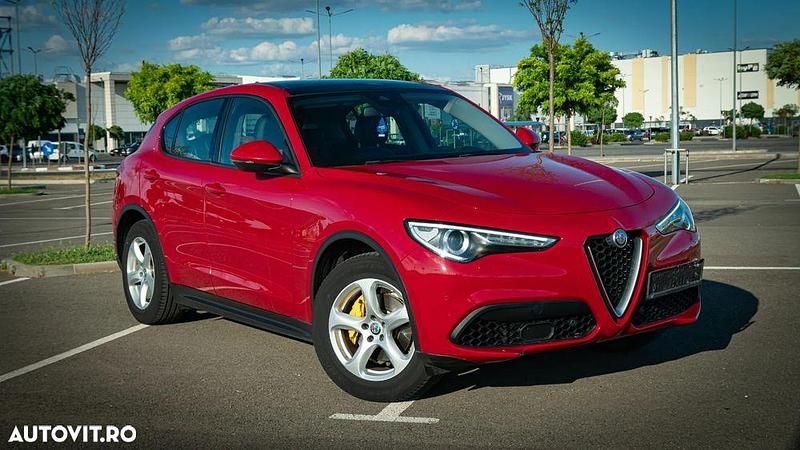 Rosu Utilizat 2018 Alfa Romeo Stelvio Super SUV | 26.180 EUR (Preț OK) - Imagine 1/4