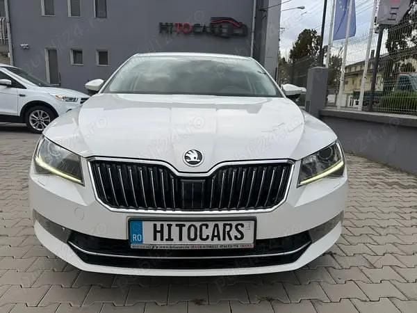 Alb Utilizat 2019 Skoda Superb Berlinǎ | 18.490 EUR (Preț OK) - Imagine 1/4