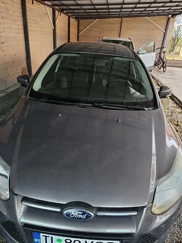 Utilizat 2011 Ford Focus Berlinǎ | 3.800 EUR (Preț OK) - Imagine 1/3
