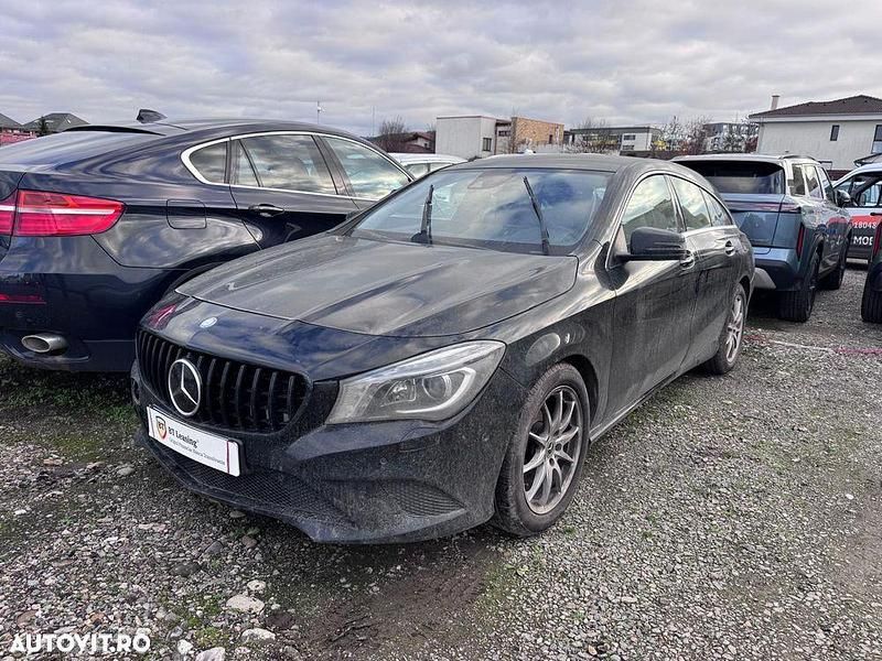 Culoarenegru Utilizat 2015 Mercedes 220 Break | 6.655 EUR (Super Preț) - Imagine 1/4