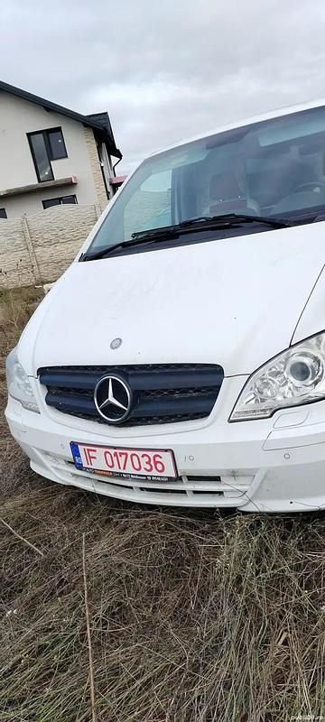 Utilizat 2010 Mercedes 190 Berlinǎ | 11.000 EUR - Imagine 1/4