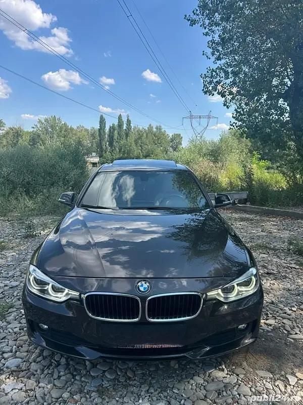 Utilizat 2015 BMW 320 Berlinǎ | 13.990 EUR (Preț OK) - Imagine 1/4
