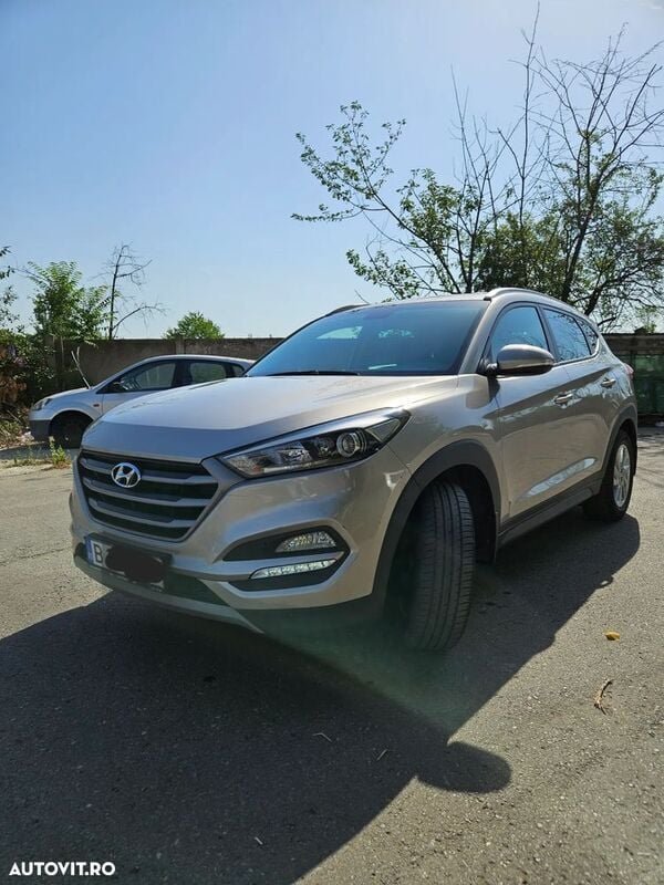 Bej Utilizat 2018 Hyundai Tucson Style SUV | 17.000 EUR (Preț bun) - Imagine 1/4