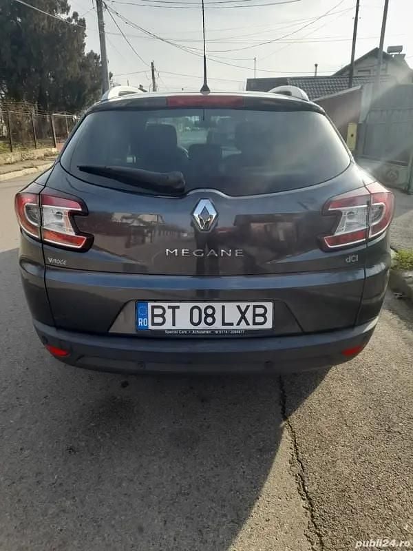 Utilizat 2012 Renault Mégane GrandTour Break | 3.950 EUR (Preț OK) - Imagine 1/4