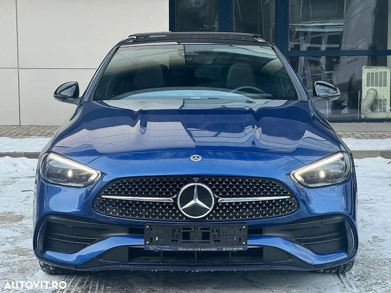 Second-hand Mercedes C300e Advanced 313 CP (230 kW) 2023 Culoarealbastru Berlinǎ