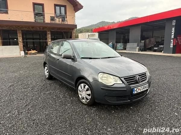 Utilizat 2006 VW Polo Hatchback | 1.200 EUR (Preț bun) - Imagine 1/4
