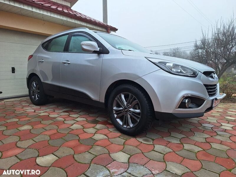 Argint Utilizat 2014 Hyundai ix35 Edition SUV | 10.700 EUR (Preț OK) - Imagine 1/4