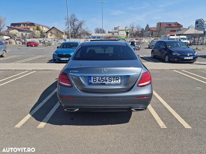 Second-hand Mercedes E200 184 CP (135 kW) 2019 Culoaregri Berlinǎ
