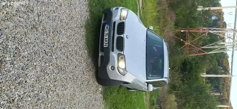 Utilizat 2009 BMW X3 SUV | 4.200 EUR (Preț bun) - Imagine 1/4