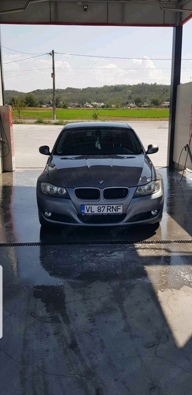 Utilizat 2010 BMW 318 Berlinǎ | 5.500 EUR (Preț OK) - Imagine 1/4