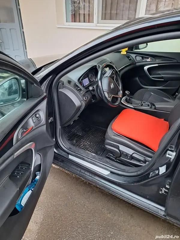 Second-hand Opel Insignia 163 CP (119 kW) 2014 Berlinǎ