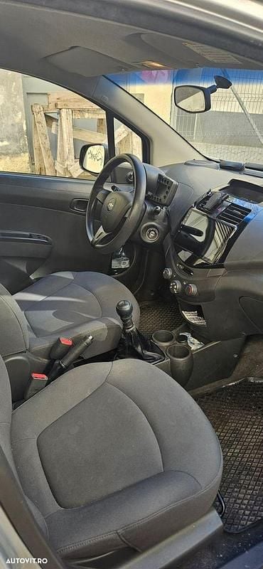 Culoaregri Utilizat 2010 Chevrolet Spark Hatchback | 3.000 EUR (Puțin scump) - Imagine 1/4