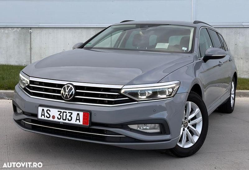 Culoaregri Utilizat 2022 VW Passat Business Break | 15.990 EUR (Preț bun) - Imagine 1/4
