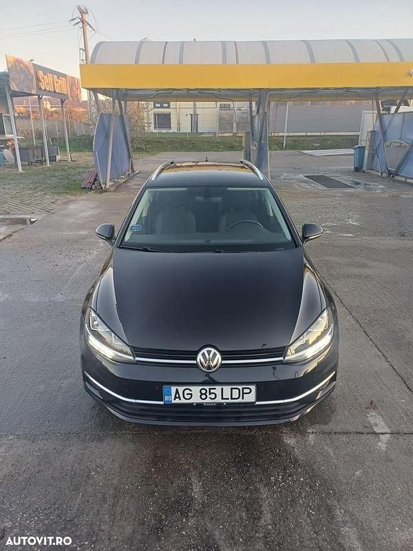 Culoarenegru Utilizat 2018 VW Golf VII Life Break | 10.400 EUR (Preț bun) - Imagine 1/4