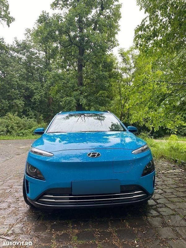 Culoarealbastru Utilizat 2022 Hyundai Kona SUV | 17.500 EUR (Preț OK) - Imagine 1/4