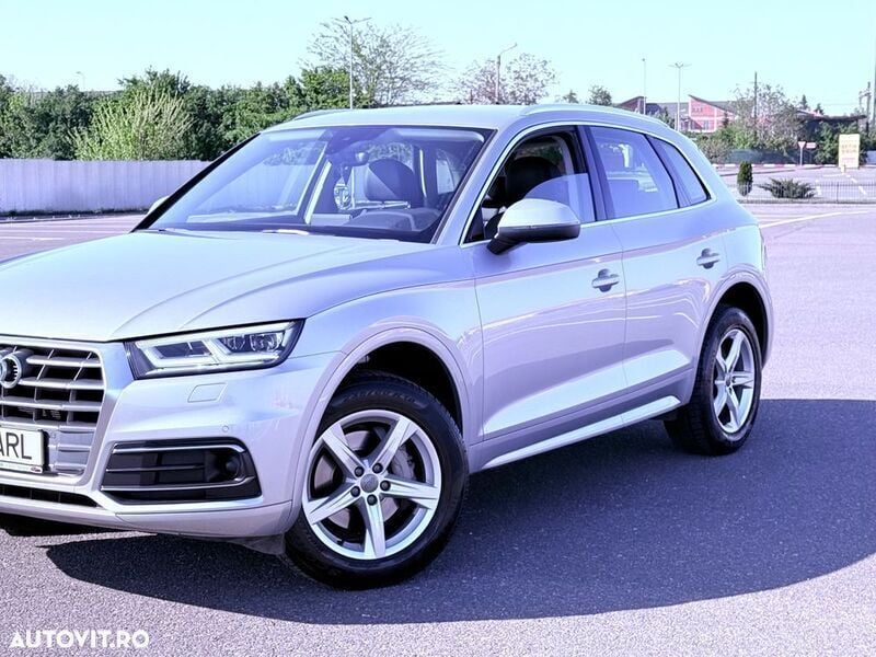 Gri Utilizat 2019 Audi Q5 Sport SUV | 22.900 EUR (Super Preț) - Imagine 1/4