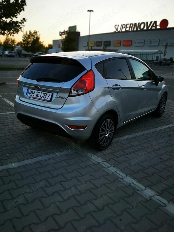 Second-hand Ford Fiesta 75 CP (55 kW) 2014 Gri Hatchback