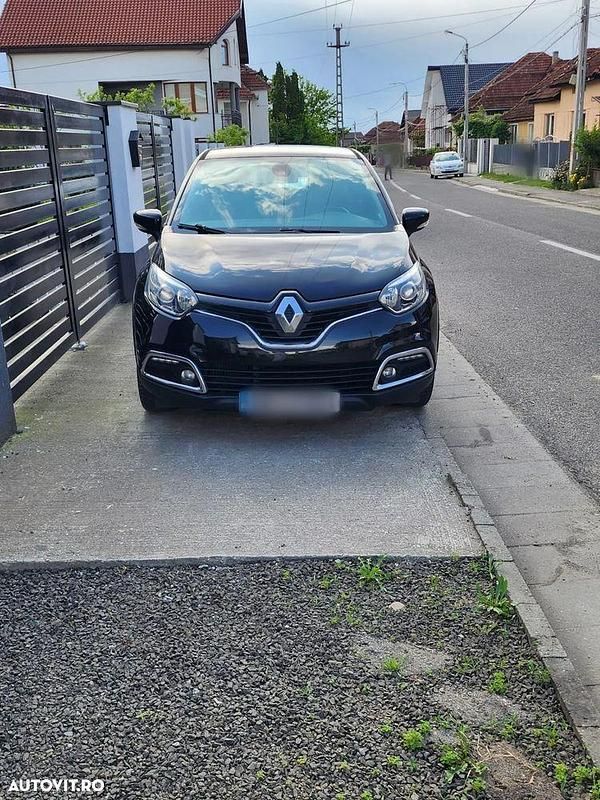 Negru Utilizat 2014 Renault Captur SUV | 9.000 EUR (Preț OK) - Imagine 1/4