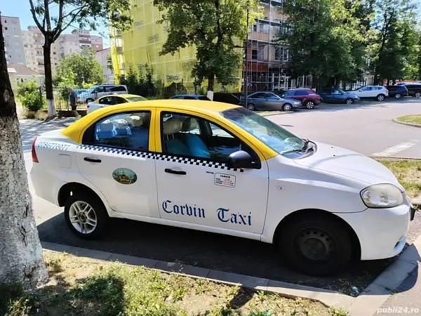 Second-hand Chevrolet Aveo 86 CP (63 kW) 2011 Alb Berlinǎ