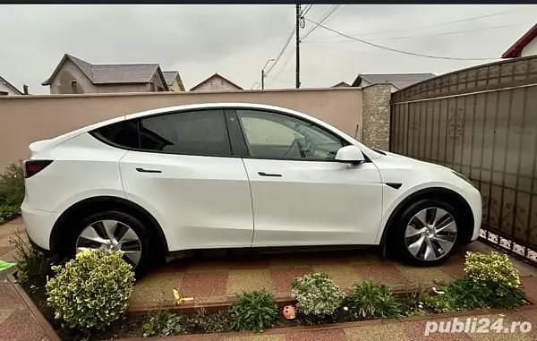 Utilizat 2023 Tesla Model Y SUV | 40.000 EUR - Imagine 1/4