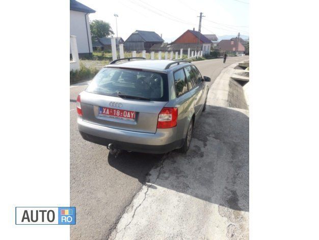 Utilizat 2004 Audi A4 Break | 2.800 EUR (Preț OK) - Imagine 1/4