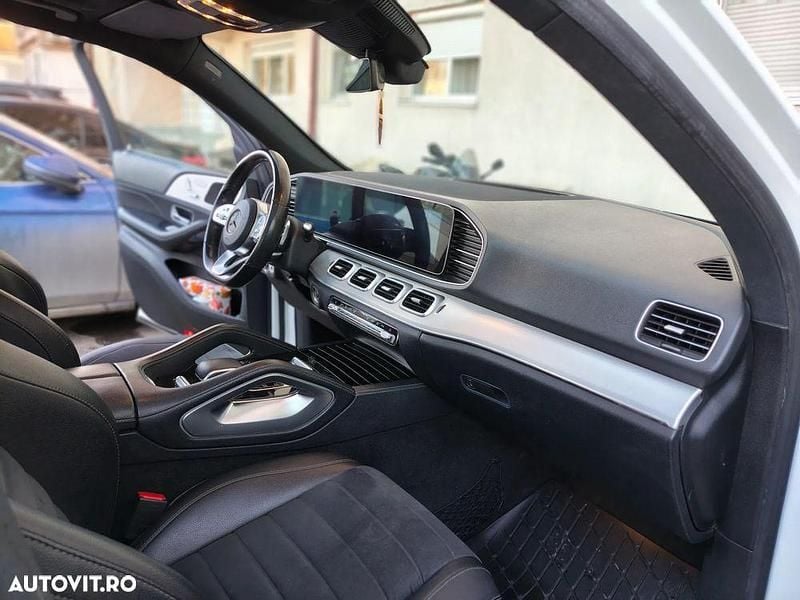 Culoarealb Utilizat 2019 Mercedes GLE350 SUV | 48.000 EUR (Preț bun) - Imagine 1/4