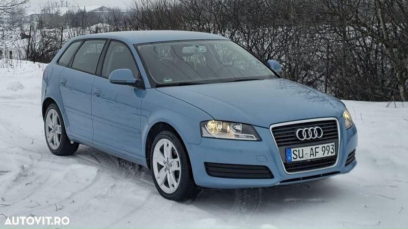 Culoarealbastru Utilizat 2010 Audi A3 Attraction Hatchback | 4.650 EUR (Super Preț) - Imagine 1/4