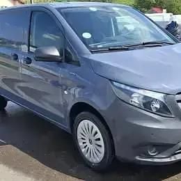 Second-hand Mercedes e-Vito 85 kW (116 CP) 2021 Gri Monovolum