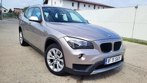 Argintiu Utilizat 2013 BMW X1 SUV | 8.400 EUR (Preț bun) - Imagine 1/4