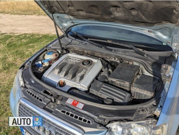 Second-hand Audi A3 105 CP (77 kW) 2005 Albastru Hatchback