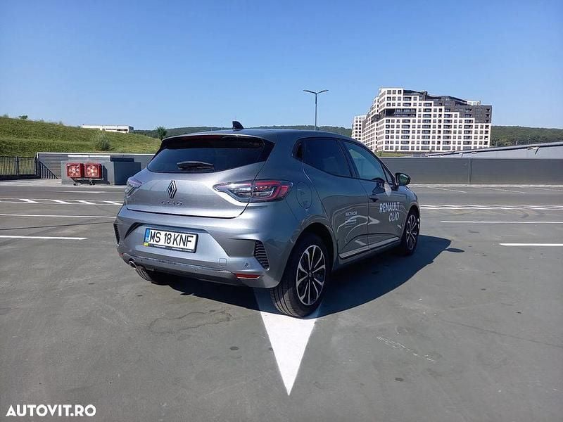 Second-hand Renault Clio V Techno 91 CP (66 kW) 2023 Culoaregri Hatchback