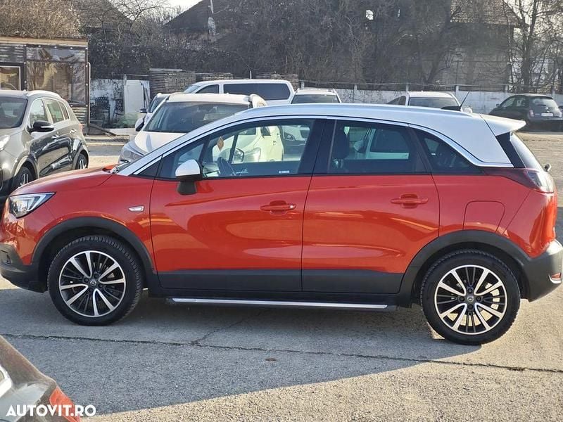 Second-hand Opel Crossland X Innovation 110 CP (80 kW) 2017 Culoarerosu SUV