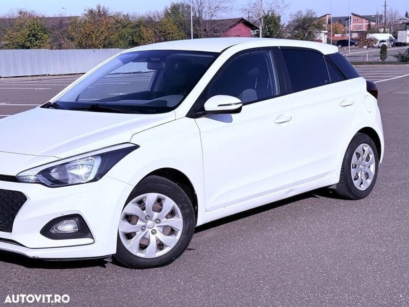 Second-hand Hyundai i20 84 CP (61 kW) 2020 Alb Hatchback