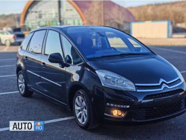 Negru Utilizat 2013 Citroën C4 Picasso Monovolum | 3.990 EUR (Preț bun) - Imagine 1/4