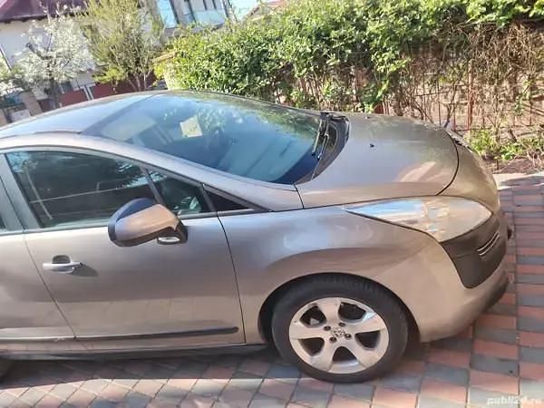 Bej Utilizat 2009 Peugeot 3008 SUV | 2.800 EUR (Scump) - Imagine 1/4