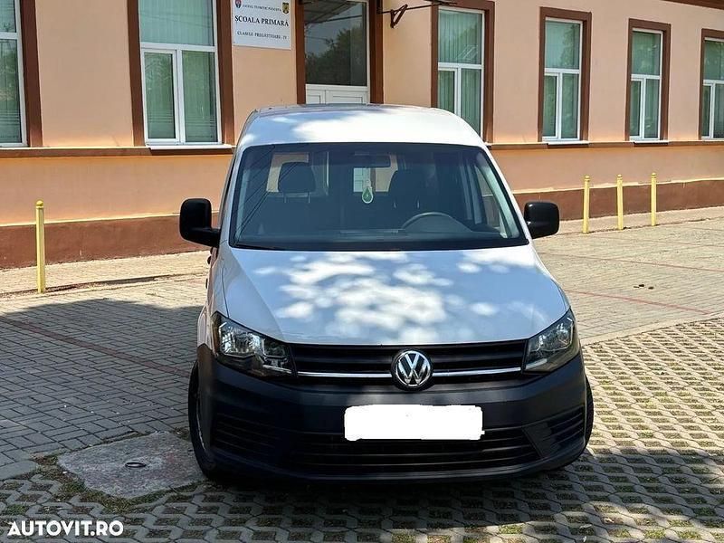 Alb Utilizat 2018 VW Caddy Monovolum | 7.900 EUR (Super Preț) - Imagine 1/4
