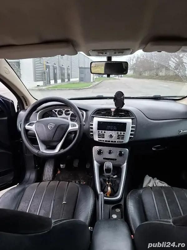 Second-hand Lancia Delta 120 CP (88 kW) 2009 Hatchback