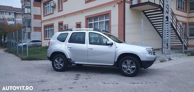 Culoaregri Utilizat 2015 Dacia Duster SUV | 6.990 EUR (Preț bun) - Imagine 1/4