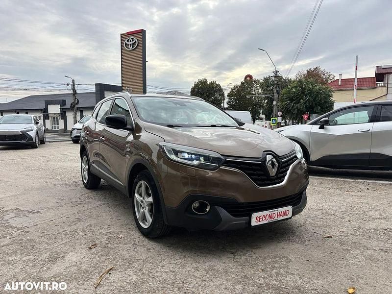 Culoaremaro Utilizat 2016 Renault Kadjar SUV | 9.499 EUR (Preț OK) - Imagine 1/4