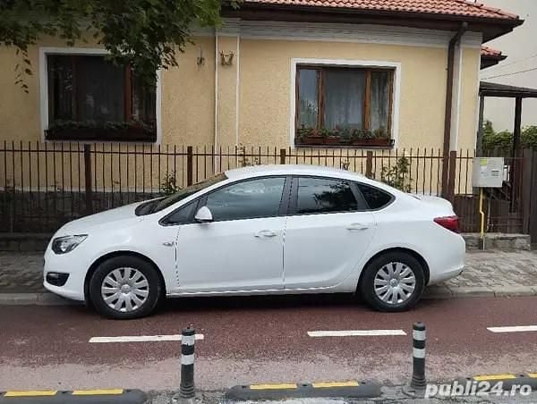 Second-hand Opel Astra 140 CP (102 kW) 2018 Berlinǎ