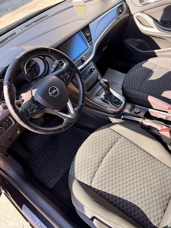 Second-hand Opel Astra Dynamic 136 CP (100 kW) 2018 Culoarenegru Break