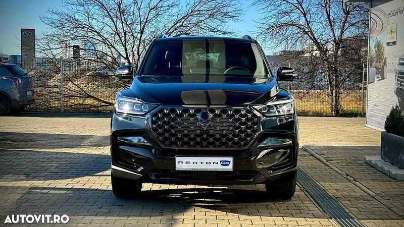 Negru Nouă 2025 Ssangyong (KGM) Rexton SUV | 48.999 EUR - Imagine 1/4