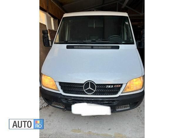 Alb Utilizat 2003 Mercedes Sprinter Van | 14.000 EUR - Imagine 1/4