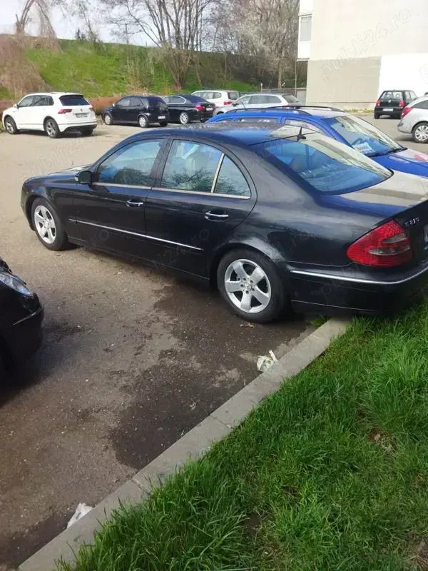 Utilizat 2003 Mercedes E200 Berlinǎ | 1.900 EUR - Imagine 1/3