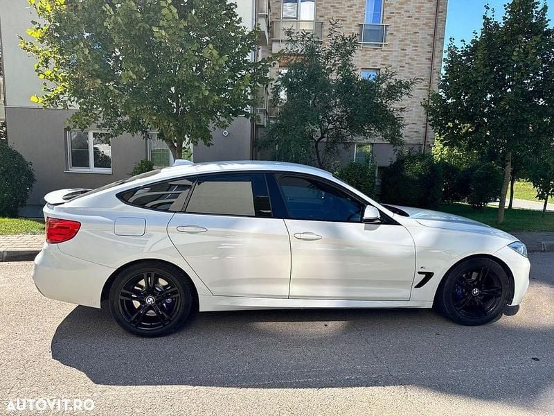 Culoarealb Utilizat 2014 BMW 320 Comfort Edition Berlinǎ | 11.900 EUR (Preț bun) - Imagine 1/4