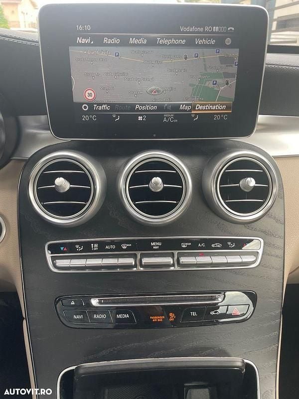 Second-hand Mercedes GLC220 AMG line 170 CP (125 kW) 2018 Culoarenegru Coupe