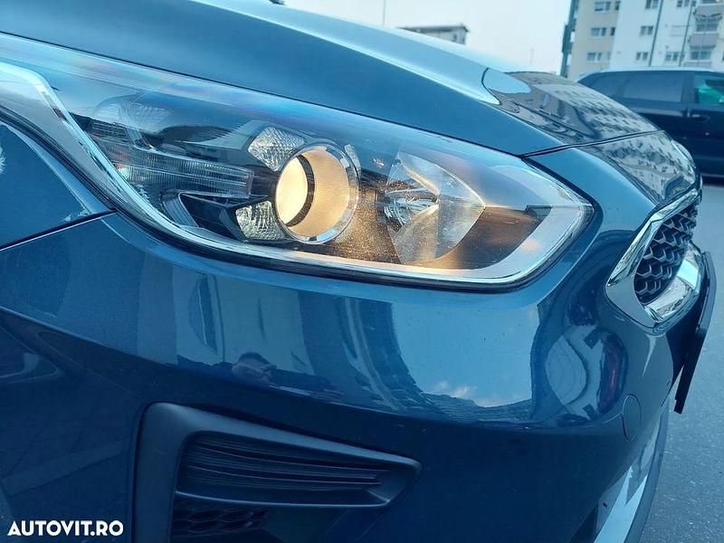 Albastru Utilizat 2020 Kia Ceed Break | 11.650 EUR (Puțin scump) - Imagine 1/4